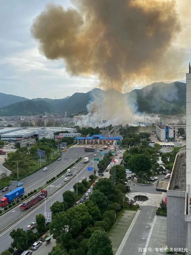 油罐車爆炸能量驚人，車飛房毀，為何威力那么